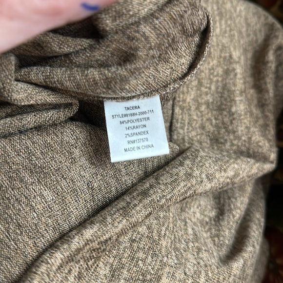 Medium brown midi soft dress with attached necklace. Tacera brand. Fall vibes - Picture 4 of 5